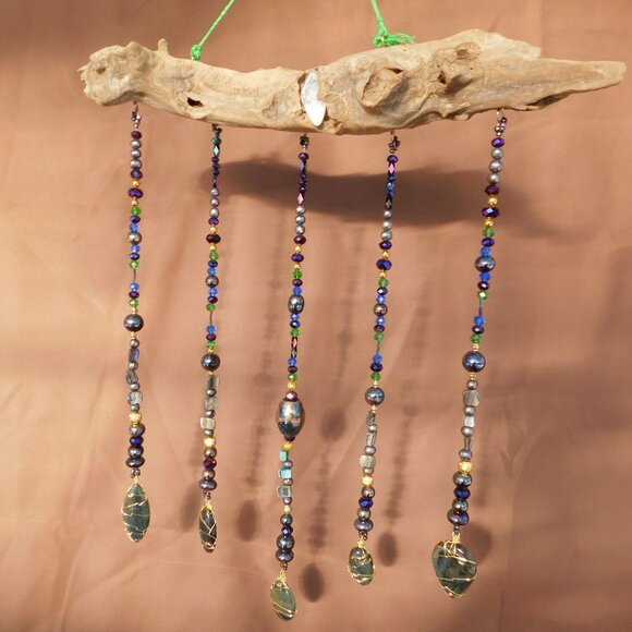 (Dragons Jewels) Driftwood Suncatcher Mobile Natural Labradorite abalone beads